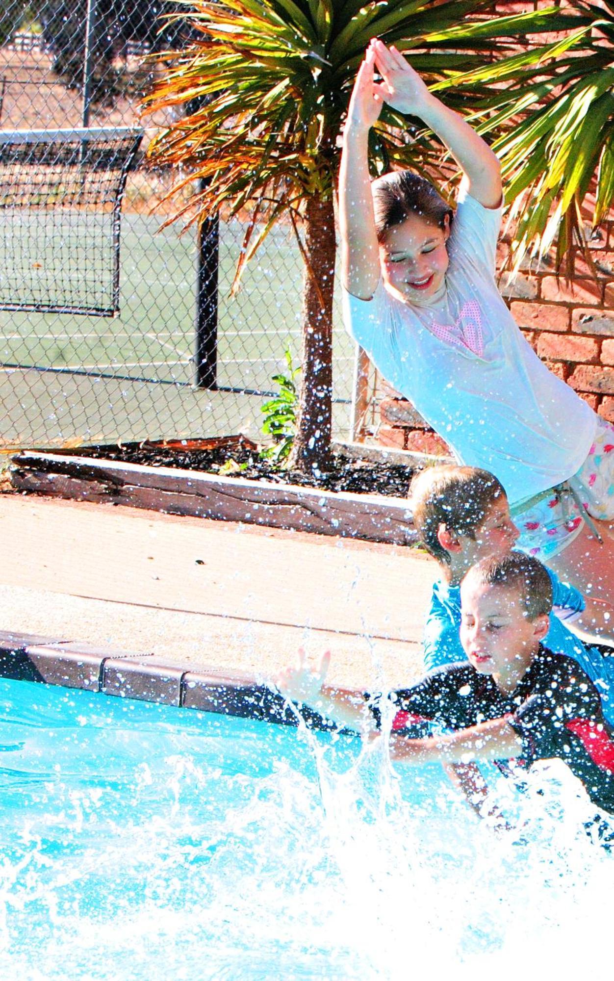 Cadell On The Murray Motel Moama Ngoại thất bức ảnh